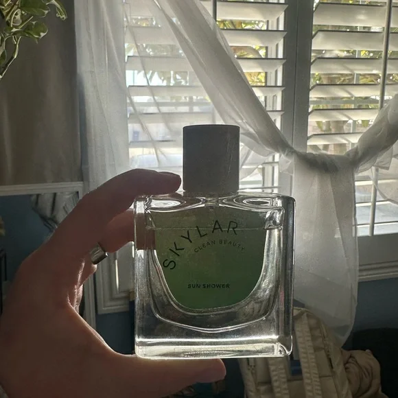 SKYLAR Sun Shower - Picture 1 of 4